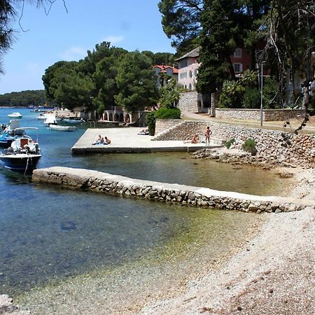 Apartments With A Parking Space Mali Lošinj Екстериор снимка