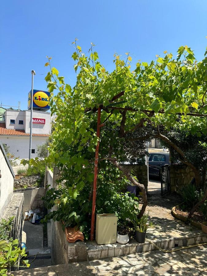 Apartments With A Parking Space Mali Lošinj Екстериор снимка