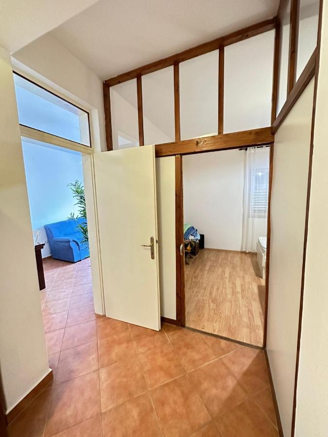 Apartments With A Parking Space Mali Lošinj Екстериор снимка